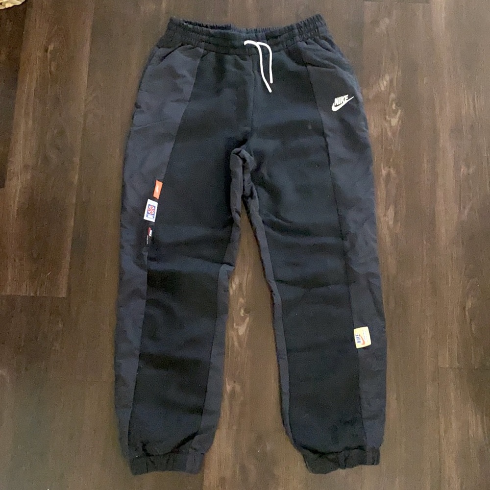 COPY - NIKE Jogger/Sweats